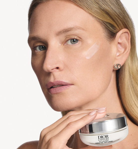 Load image into Gallery viewer, DIOR CAPTURE SOFT CREME
