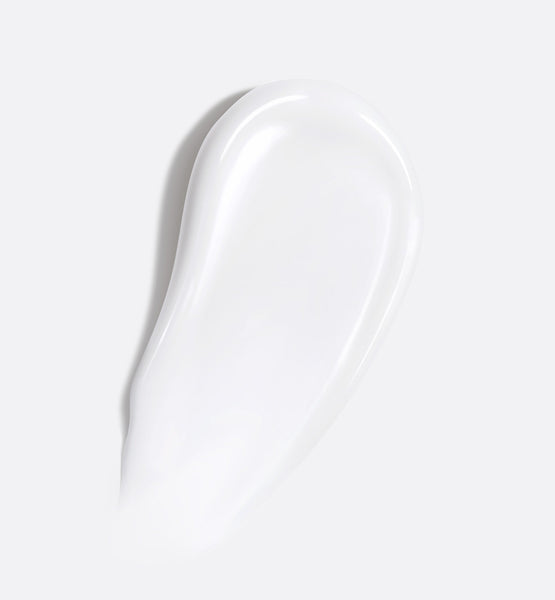 Load image into Gallery viewer, HYDRATING INVISIBLE UV FLUID SPF 50+ PA++++