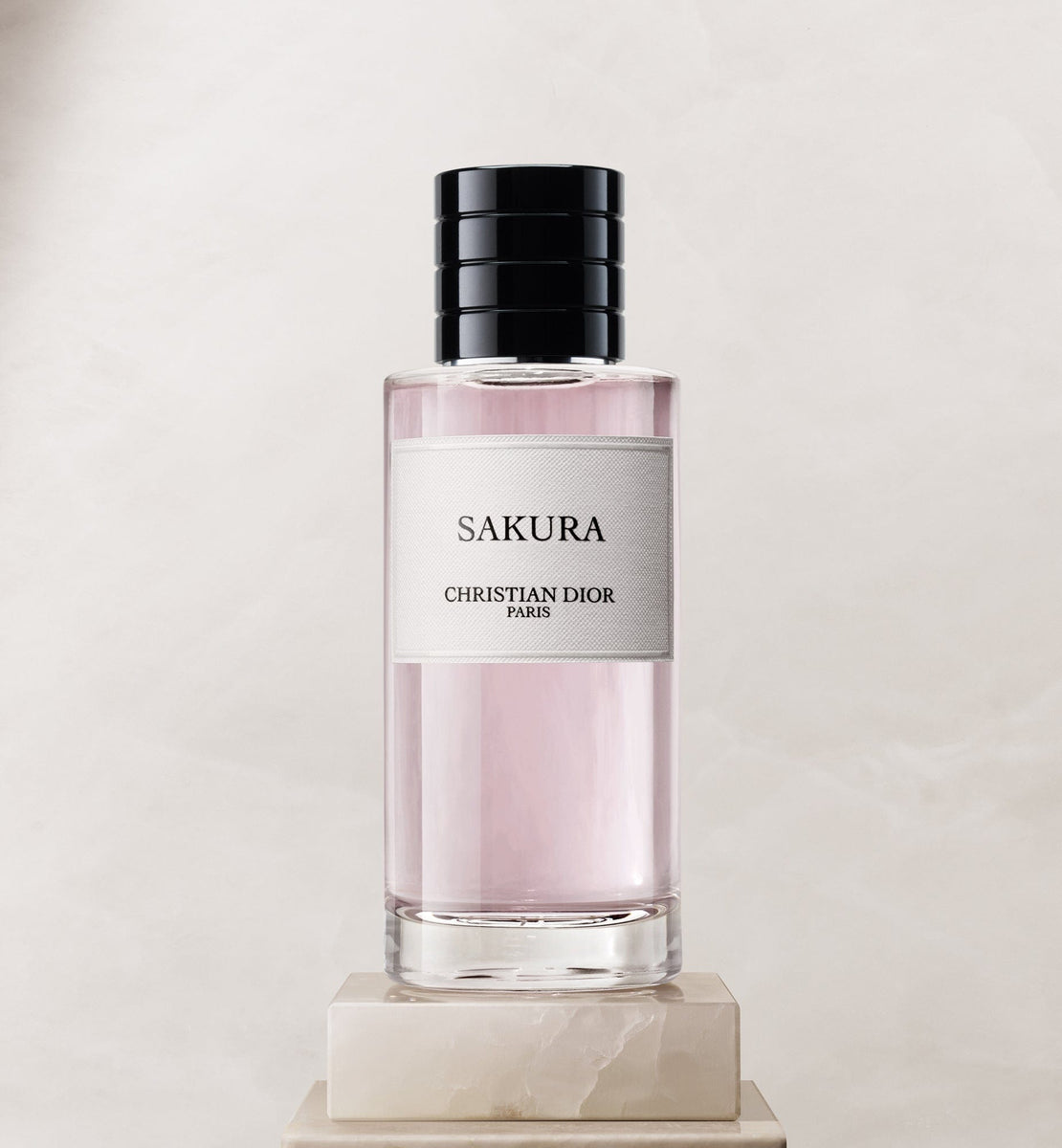 Sakura: Unisex Eau de Parfum with Floral Notes | DIOR AE | DIOR ZA