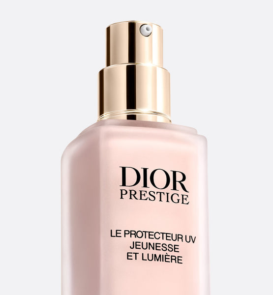 Load image into Gallery viewer, DIOR PRESTIGE LE PROTECTEUR UV JEUNESSE ET LUMIÈRE SPF 50+ PA++++