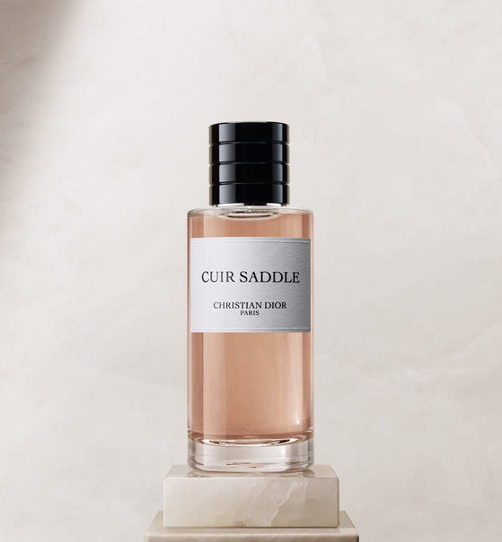 CUIR SADDLE