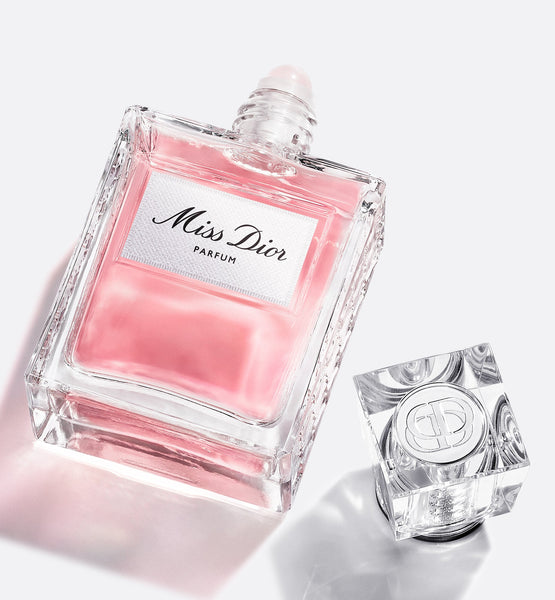 Load image into Gallery viewer, MISS DIOR PARFUM ROLLER-PEARL
