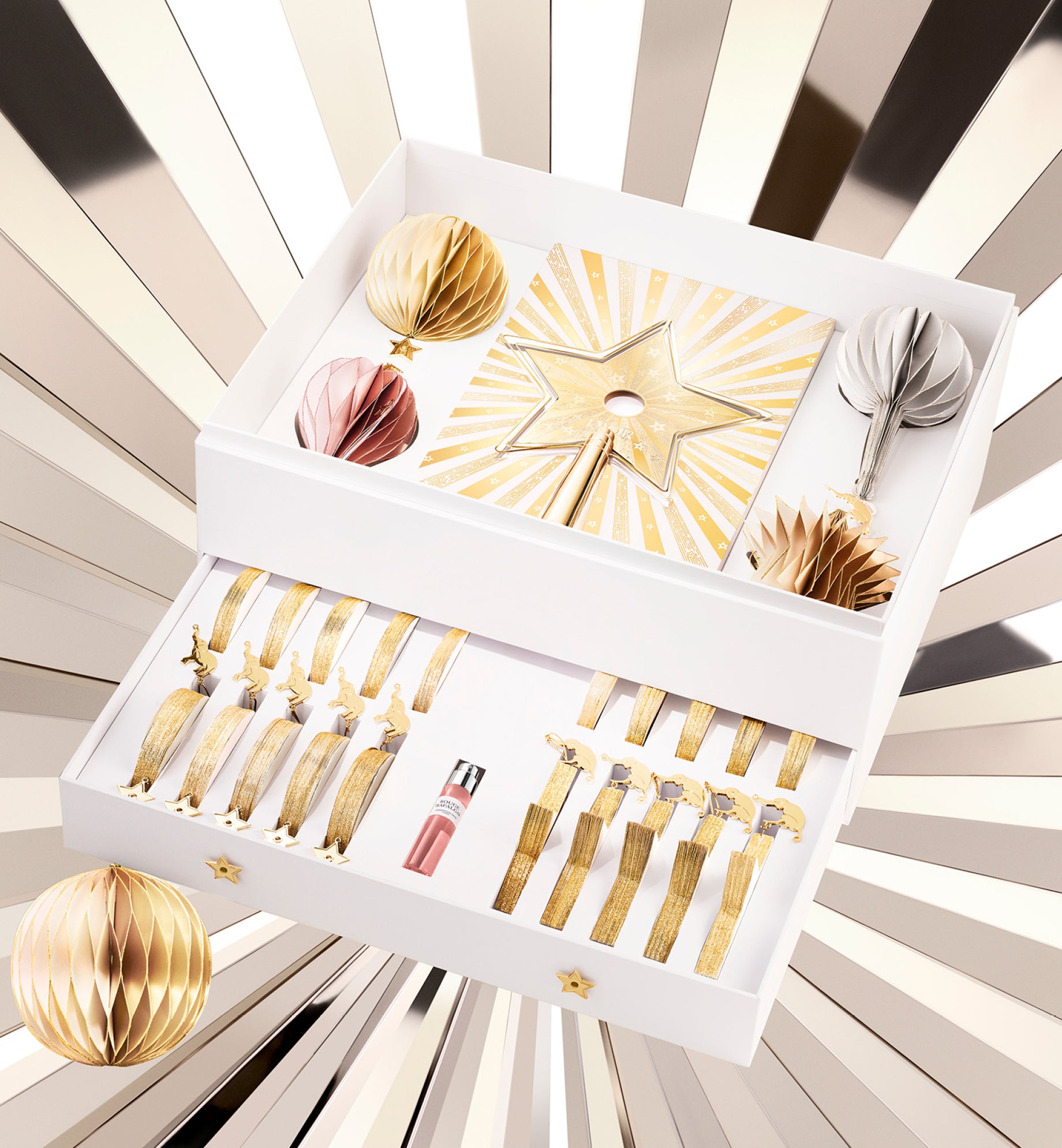 SCENTED ORNAMENT SET